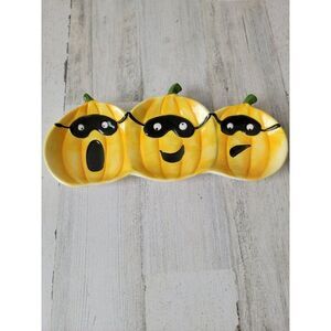 Young's Inc masked pumpkin plate Halloween home decor